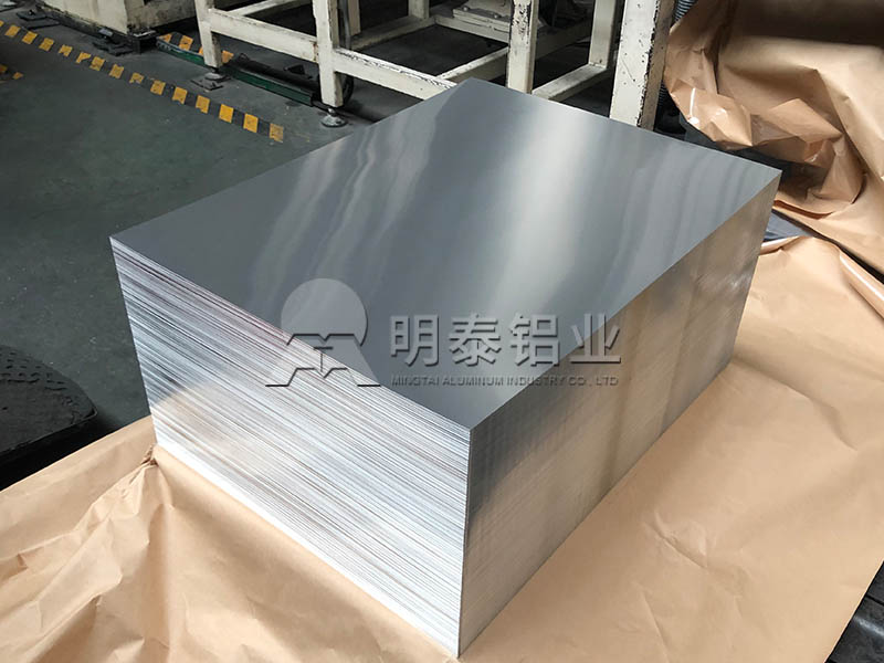 1060铝板厂家-母线和母线槽的区别有哪些？